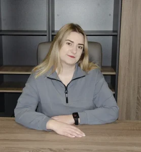 Про нас